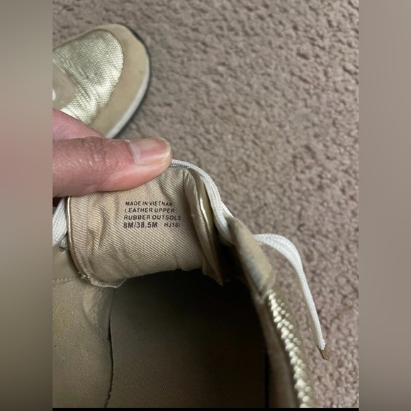 Authentic Women's MICHAEL KORS Lace up Sneakers - Picture 7 of 8